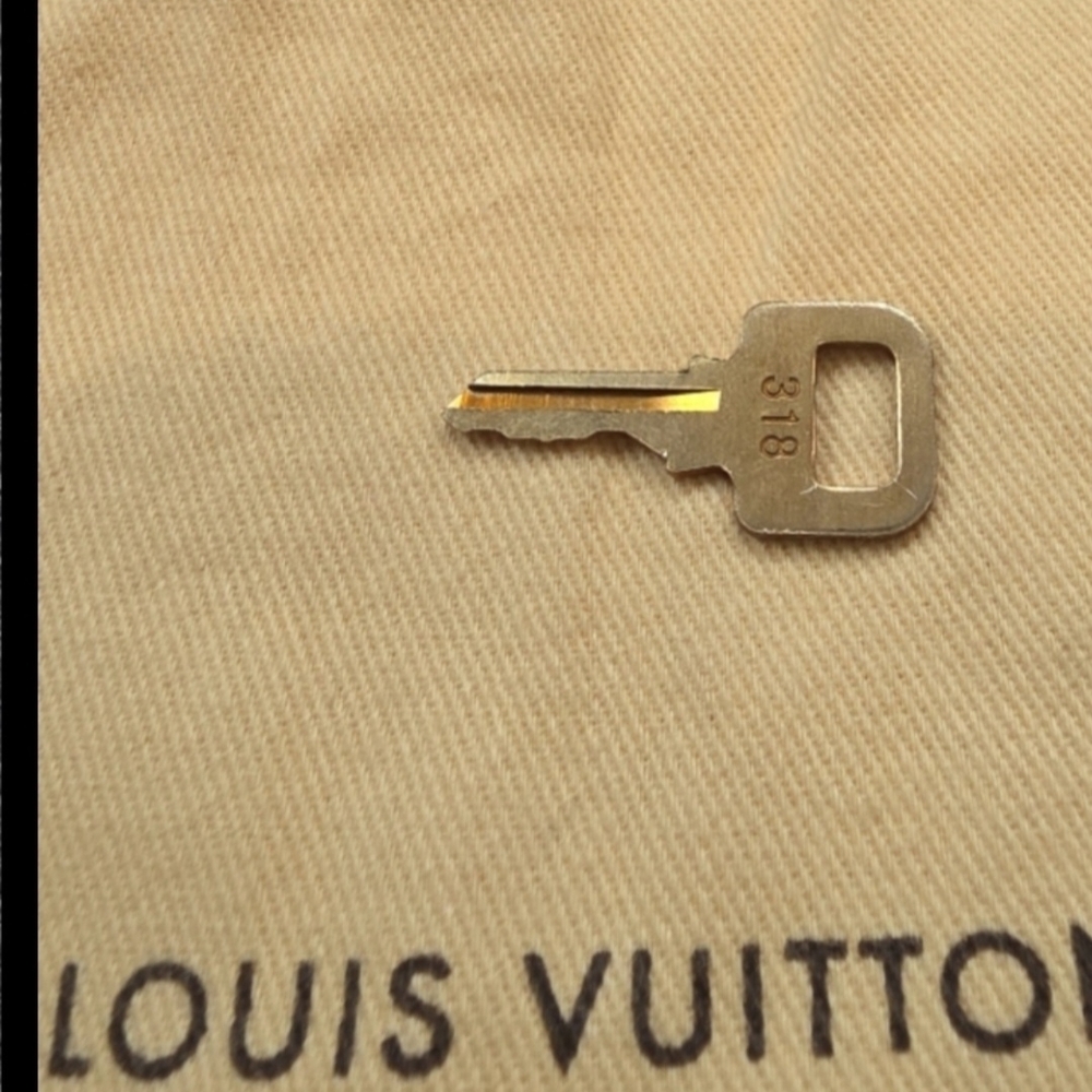 Louis Vuitton Padlock Key #318